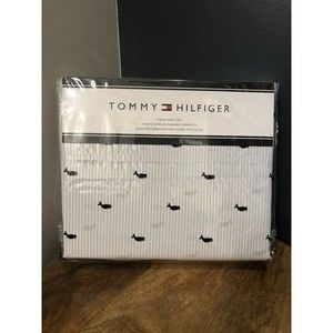 New TOMMY HILFIGER - 3 PC TWIN Sheet Set - Blue STRIPES & Navy WHALES